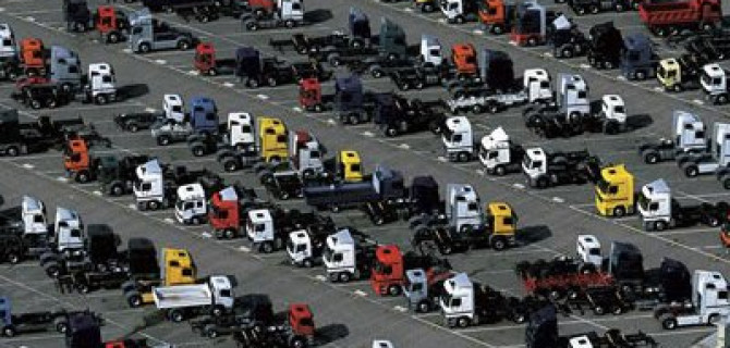 Рынок новых грузовиков в России тянут вверх "Камаз" и"Вольво"