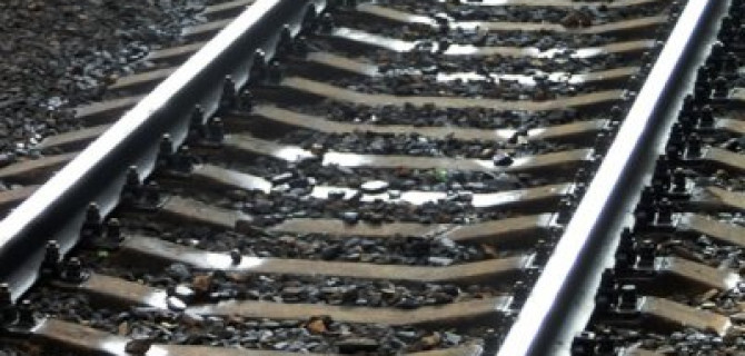 В Белгородской области поезд протаранил иномарку – погибли два человека