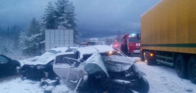 Женщина погибла в ДТП в Сосновом Бору