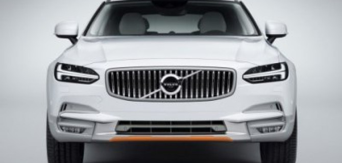 "Океаническая" спецверсия  Volvo V90 Cross Country получила российский ценник