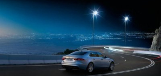 JAGUAR XF с пакетами BLACK PACK и CARBON PACK в АВИЛОН