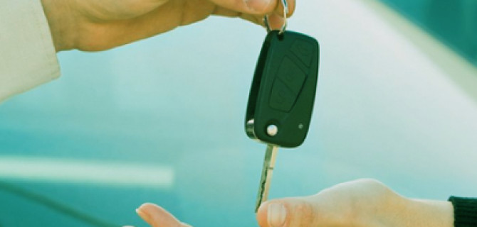 В этом году россияне уже потратили на покупку машин 4,4 триллиона рублей