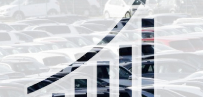 Рост цен на новые легковые автомобили в России начнется уже в январе