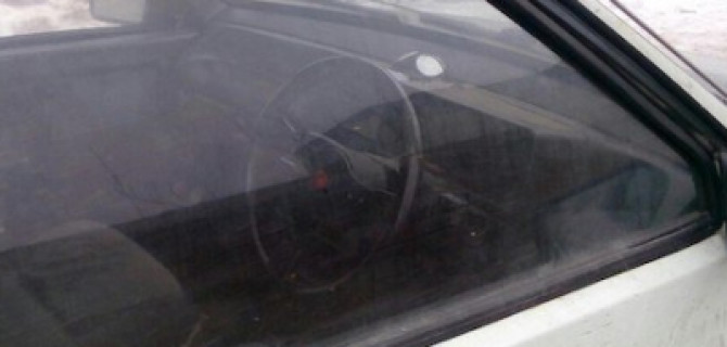 В Тольятти сфотографировали праворульный ВАЗ-2108