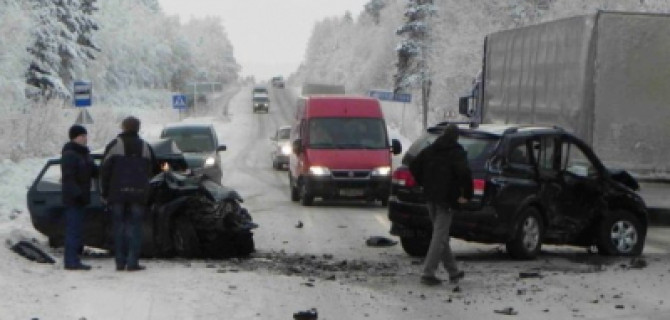Три человека пострадали в ДТП в Карелии