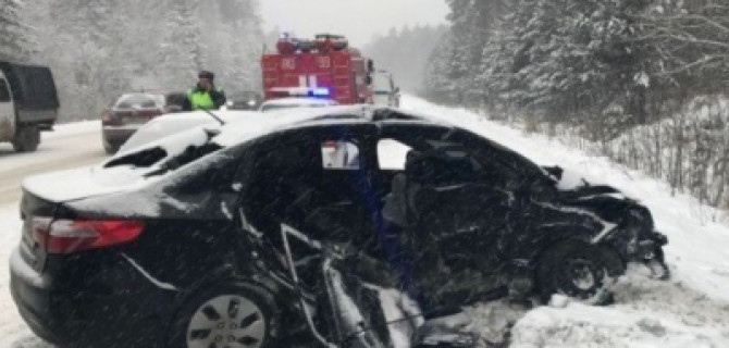 ДТП на трассе Екатеринбург-Тюмень: трое погибших, четверо пострадавших, в том числе двое детей
