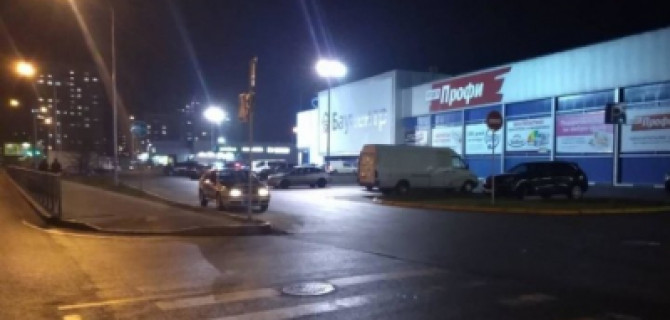 В Калининграде иномарка сбила женщину с младенцем на пешеходном переходе