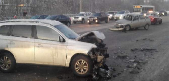 3-летняя девочка пострадала в ДТП в Мурманске