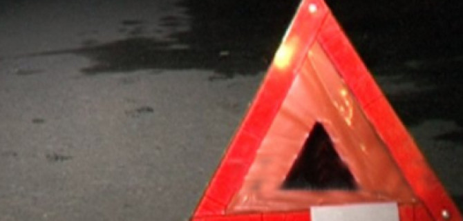 Два человека пострадали в ДТП с такси в Москве