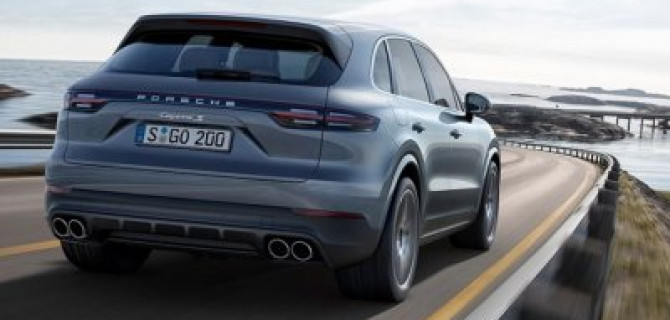 Обновленный кроссовер Porsche Cayenne уже можно купить в России