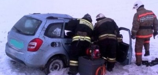 В Чистопольском районе «Лада» врезалась в грузовик с газом – погибли два человека