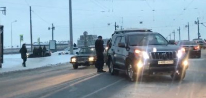 В Петербурге в ДТП попала инкассаторская машина