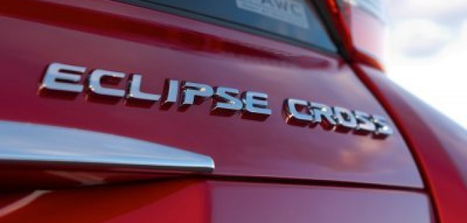 Совершенно новый кроссовер Mitsubishi Eclipse Cross начнет продаваться в России уже в апреле