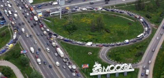 За 10 лет в России стало в полтора раза больше легковых автомобилей