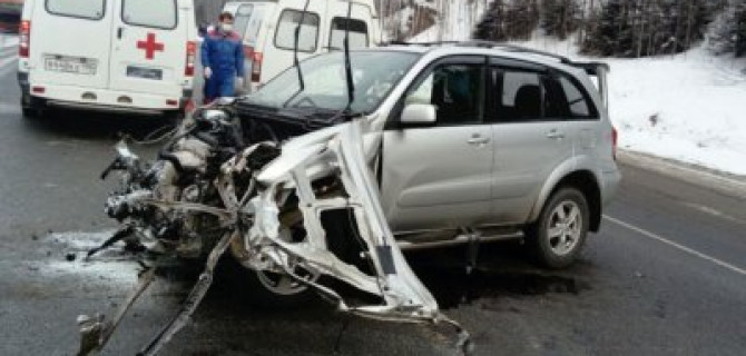 Четыре человека пострадали в ДТП на трассе Пермь-Екатеринбург