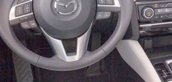 Mazda отзывает почти 2 тысячи автомобилей в России из-за проблем с тормозами