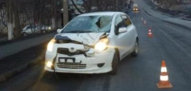 В Приморье иномарка насмерть сбила пожилую женщину