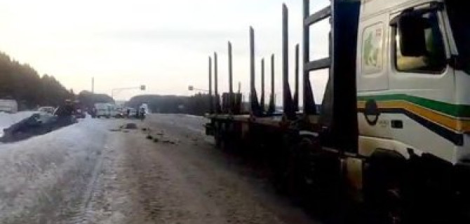 Пассажир иномарки погиб в ДТП в Грязовецком районе