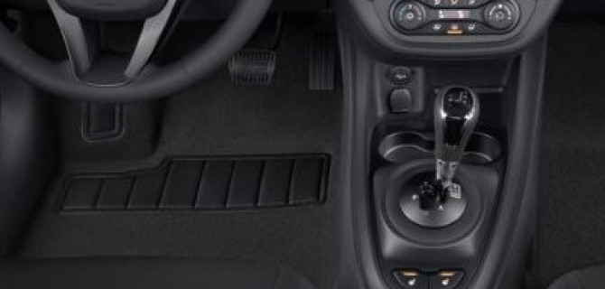 Lada с "роботом" в качестве КПП получит новую функцию Creeping Mode