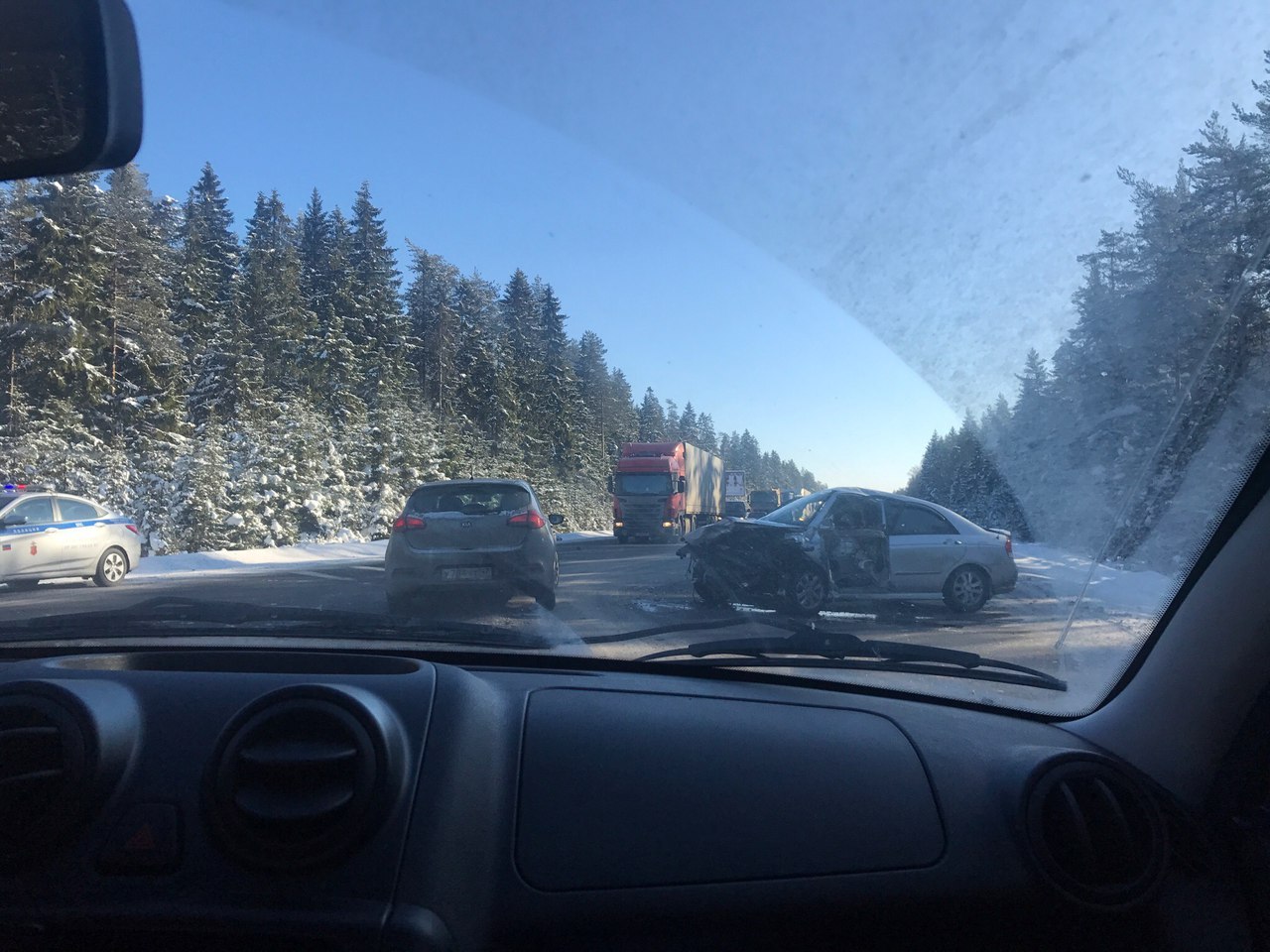 На «Скандинавии» произошло ДТП с пострадавшими (3)