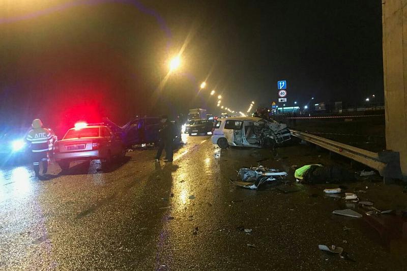 Два человека погибли в ДТП в Краснодаре