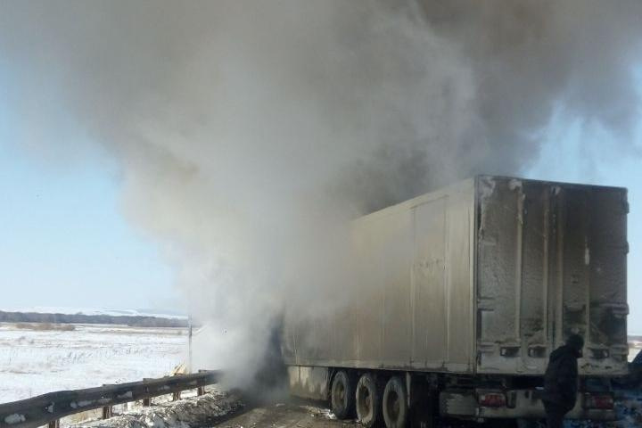 Три человека погибли в ДТП с фурами в Башкирии (4)