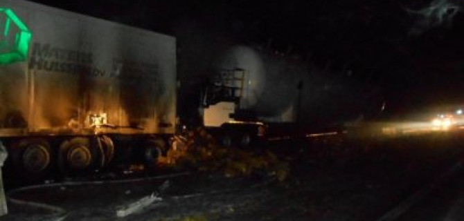 Новое смертельное ДТП на М-5: погиб водитель грузовика