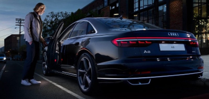 Ваш 41 ассистент. Новый Audi A8 в Ауди Центре Север