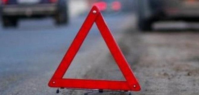 В Верхнемамонском районе «Газель» врезалась в два КамАЗа – погиб человек