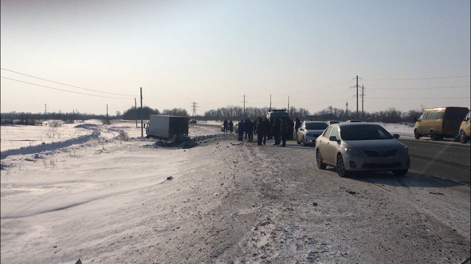 Под Сызранью столкнулись «Гранта», ВАЗ и грузовик – погиб человек (3)