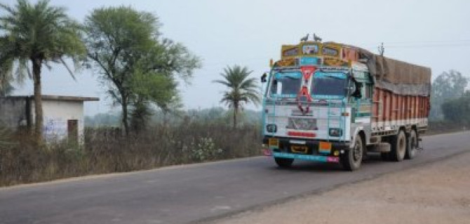 В Индии в ДТП погибли 26 человек, ехавшие на свадьбу