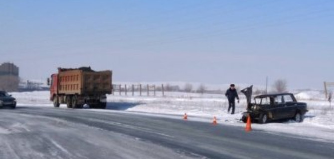 Пассажир ВАЗа погиб в ДТП с грузовиком в Орске