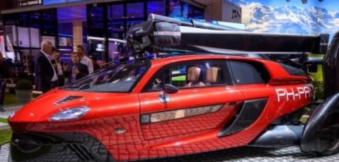 Летающий автомобиль за полмиллиона евро показали на автосалоне в Женеве
