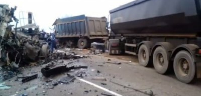 В ДТП с грузовиками на Кубани погибли два человека