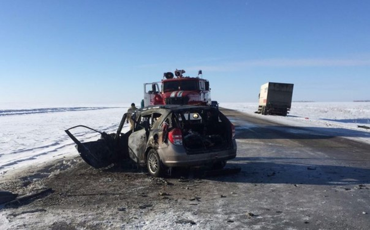 Три человека сгорели в ДТП в Челябинской области
