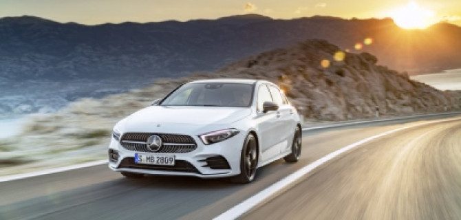 Ваш первый мобильный девайс на колесах! Традиционно в АВИЛОНе – новый «Мерседес-Бенц» А-Класс. 