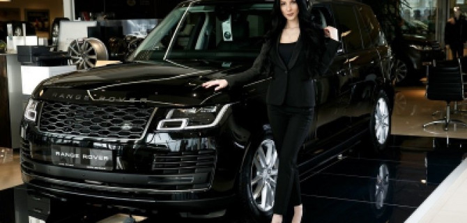 Мы их долго не удержим! Range Rover черной и белой масти в «АВИЛОН»