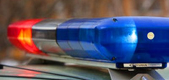 В Москве иномарка сбила двух человек