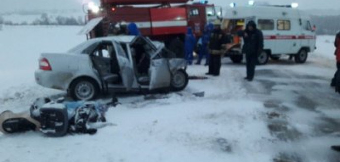 Женщина и двое детей погибли в ДТП в Башкирии