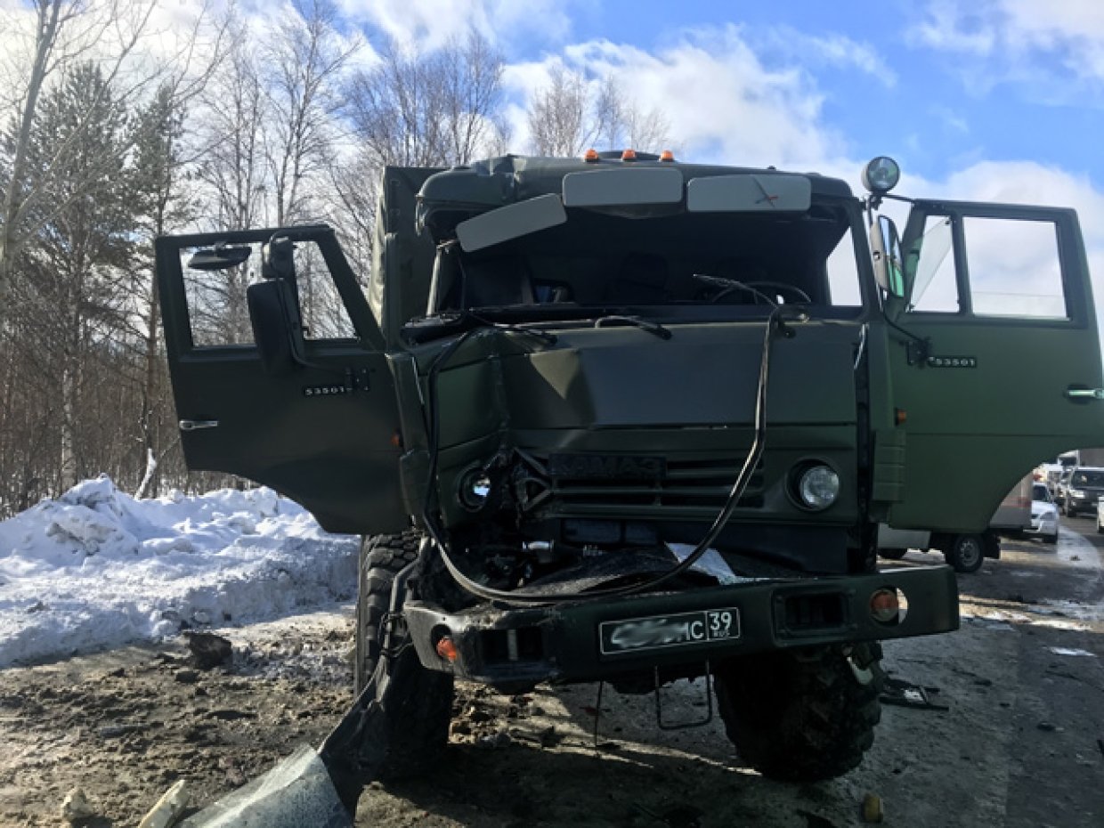 Четыре человека пострадали в массовом ДТП под Северодвинском
