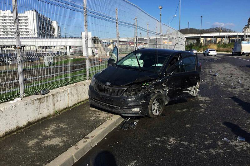 В ДТП в Сочи пострадала 7-летняя девочка