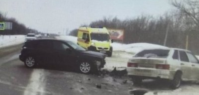 Три человека пострадали в ДТП под Саратовом