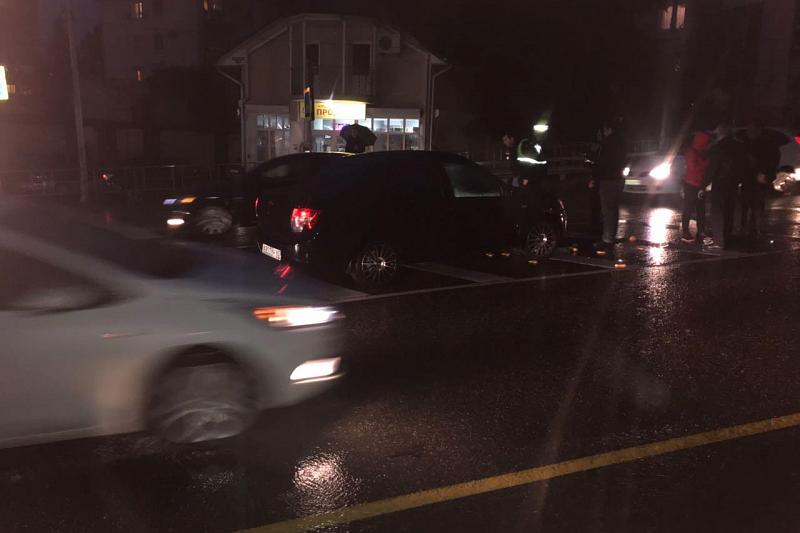 В Сочи «Лада» сбила ребенка на переходе (2)