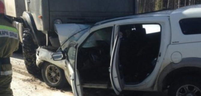 В Коми в ДТП с КамАЗом погиб человек