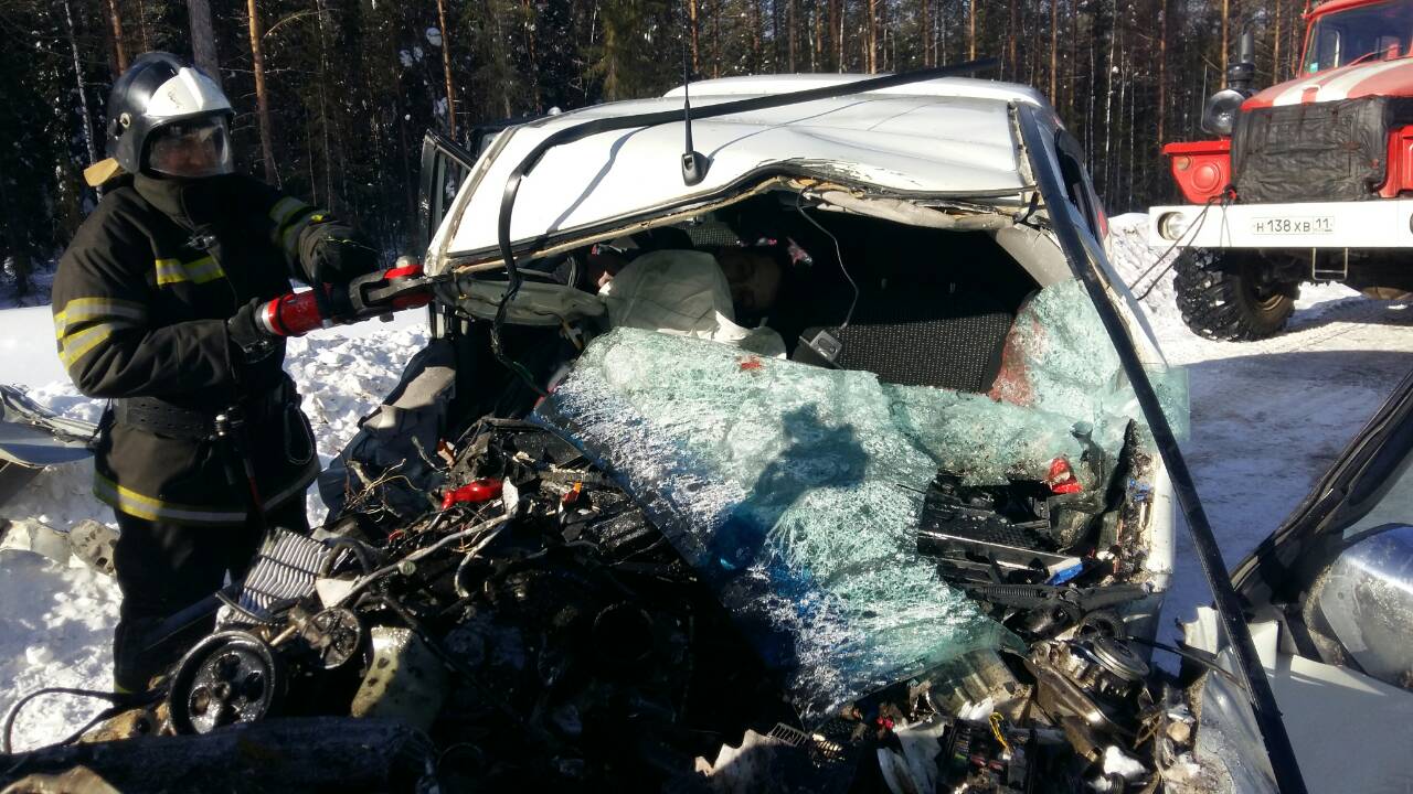В Коми в ДТП с КамАЗом погиб человек (1)