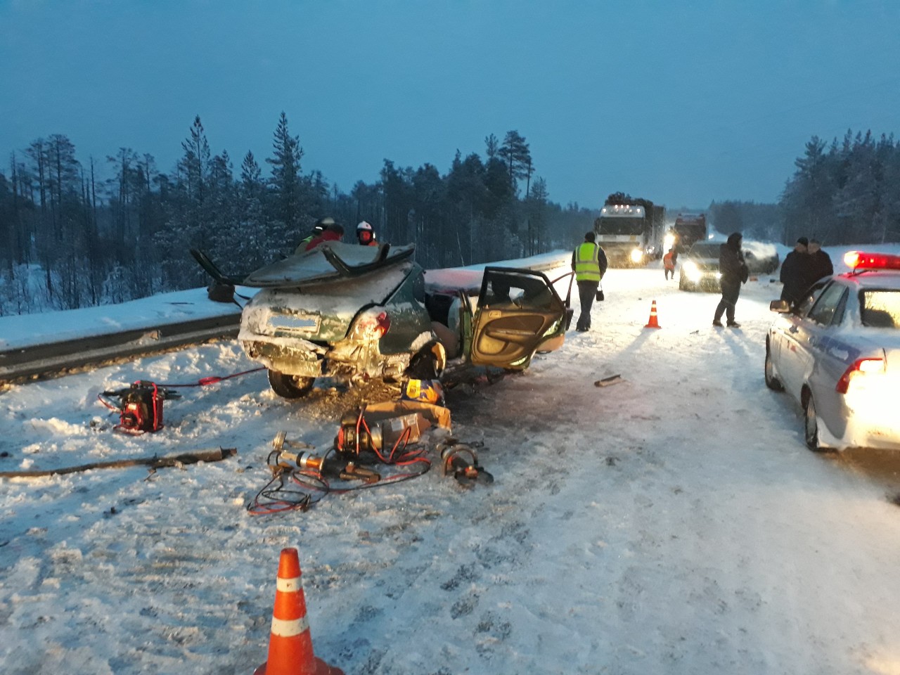 Два человека пострадали в ДТП на трассе «Кола»
