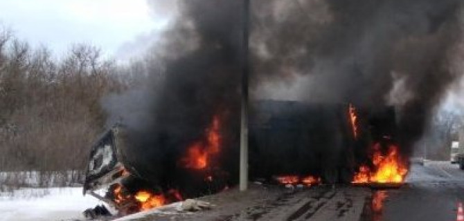 В Рязанской области в ДТП с «Газелью» и фурой погиб человек