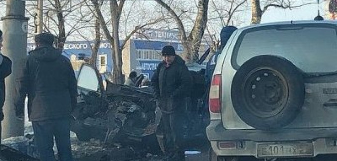 В Орле в ДТП с «Газелью» погибли три человека