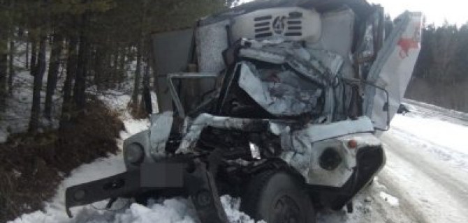 В Башкирии в ДТП с грузовиками погиб человек