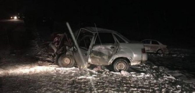 Два человека погибли и трое пострадали в ДТП под Богдановичем